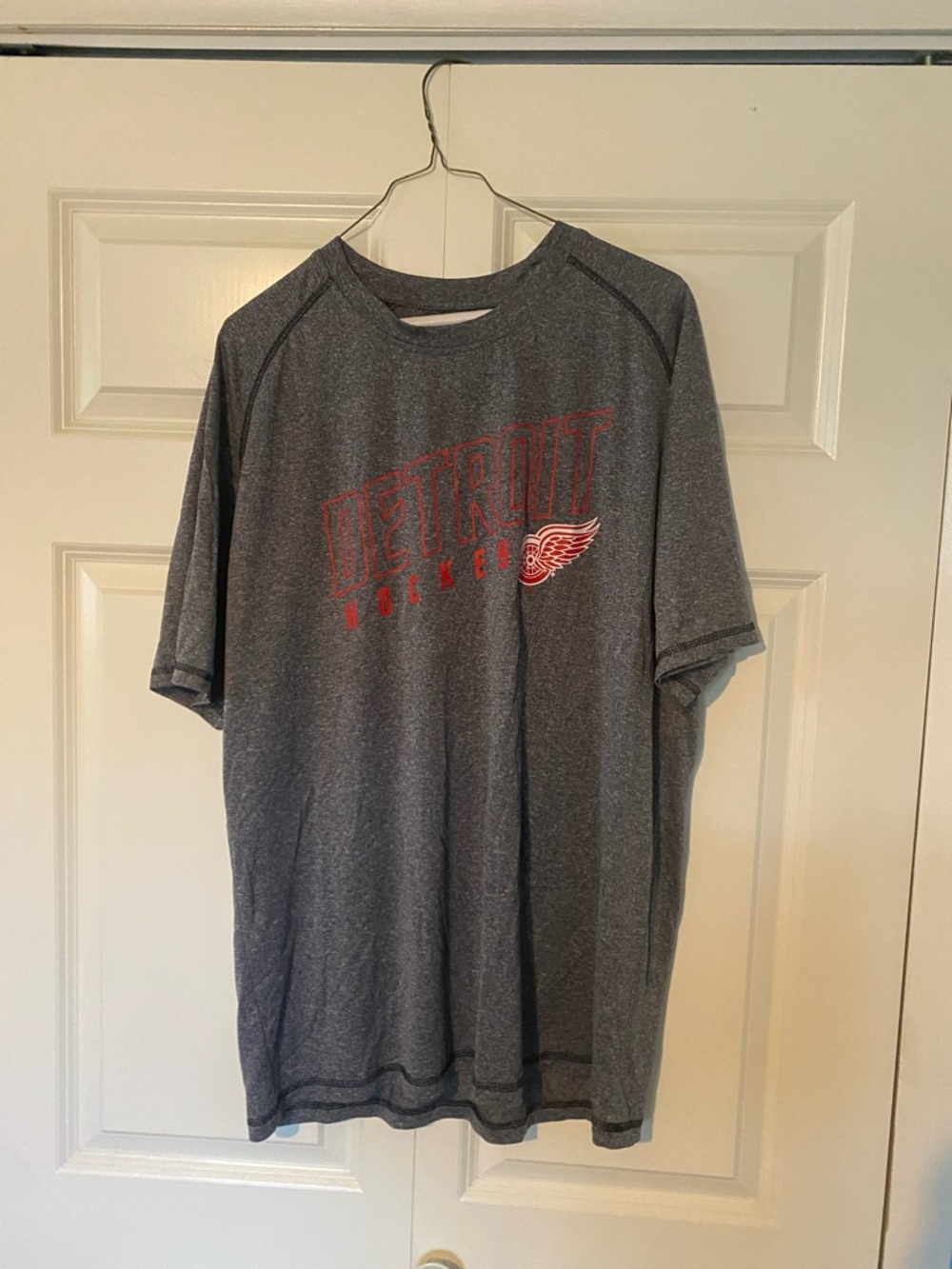 NHL Detroit Red Wings Charcoal Gray Short Sleeve Tee